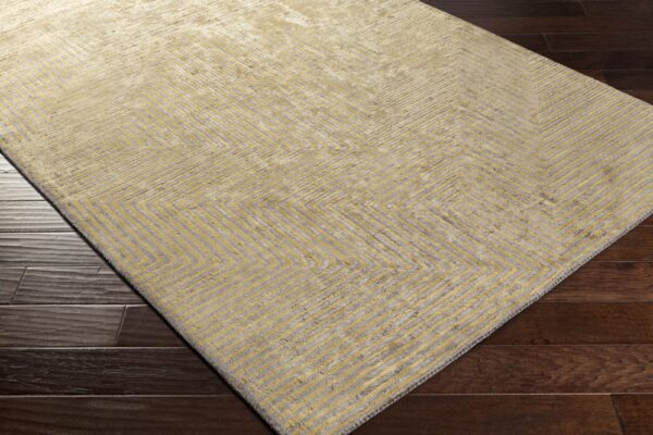 Surya Quartz Qtz-5002 Area Rug Clearance