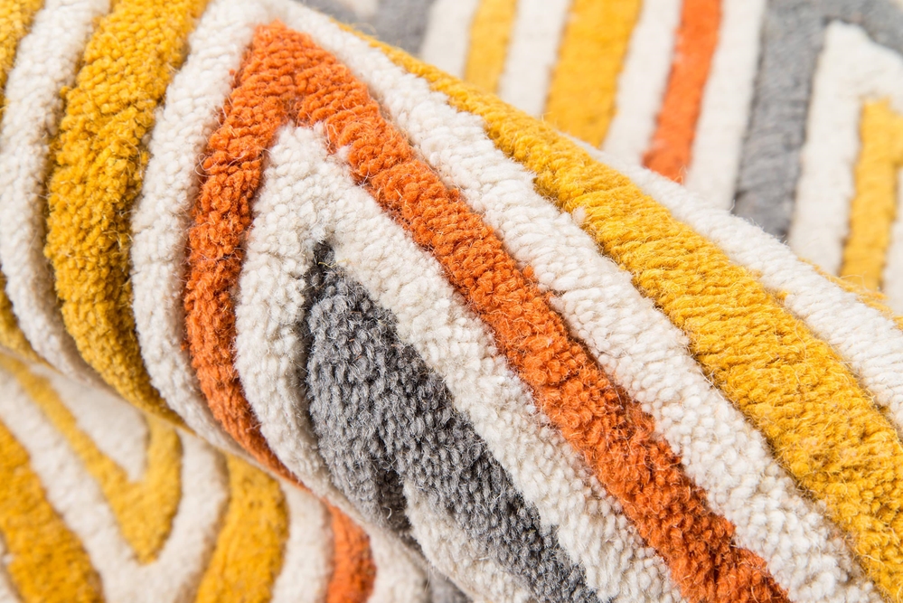 Momeni Delhi Dl-48 Red 171669 Area Rug - Image 3