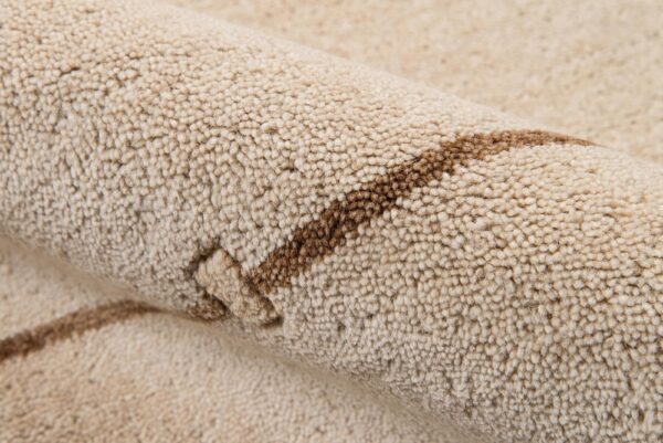 Momeni Gramercy Gm-03 Sand 171683 Area Rug - Image 3