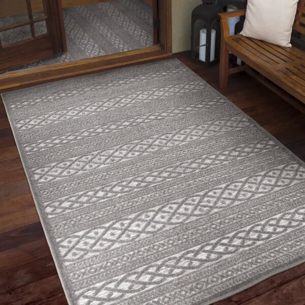 Orian Boucle Jenna Silverton Area Rug